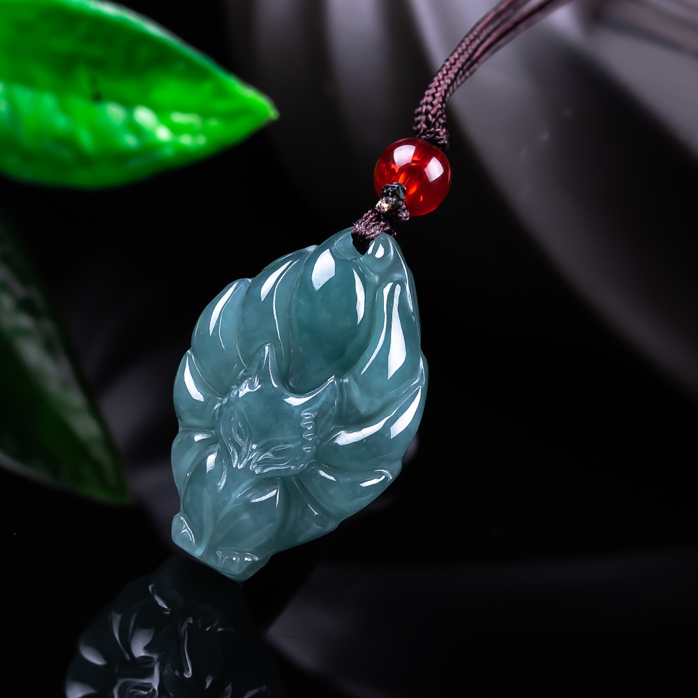Women'S Accessories And Jewelry - Natural Burmese Jadeite Fox Pendant Necklace