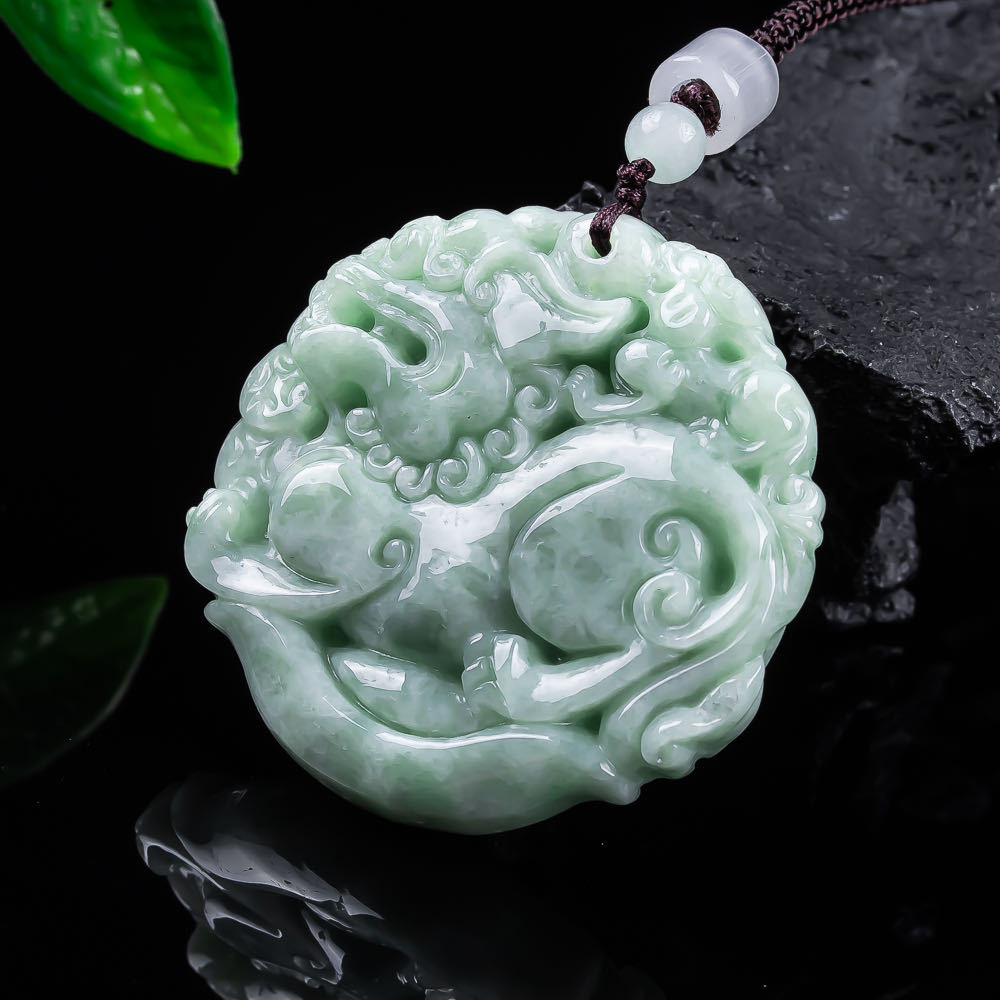 Natural Myanmar Jadeite Pixiu  - огляд і ціна Woman Accessory