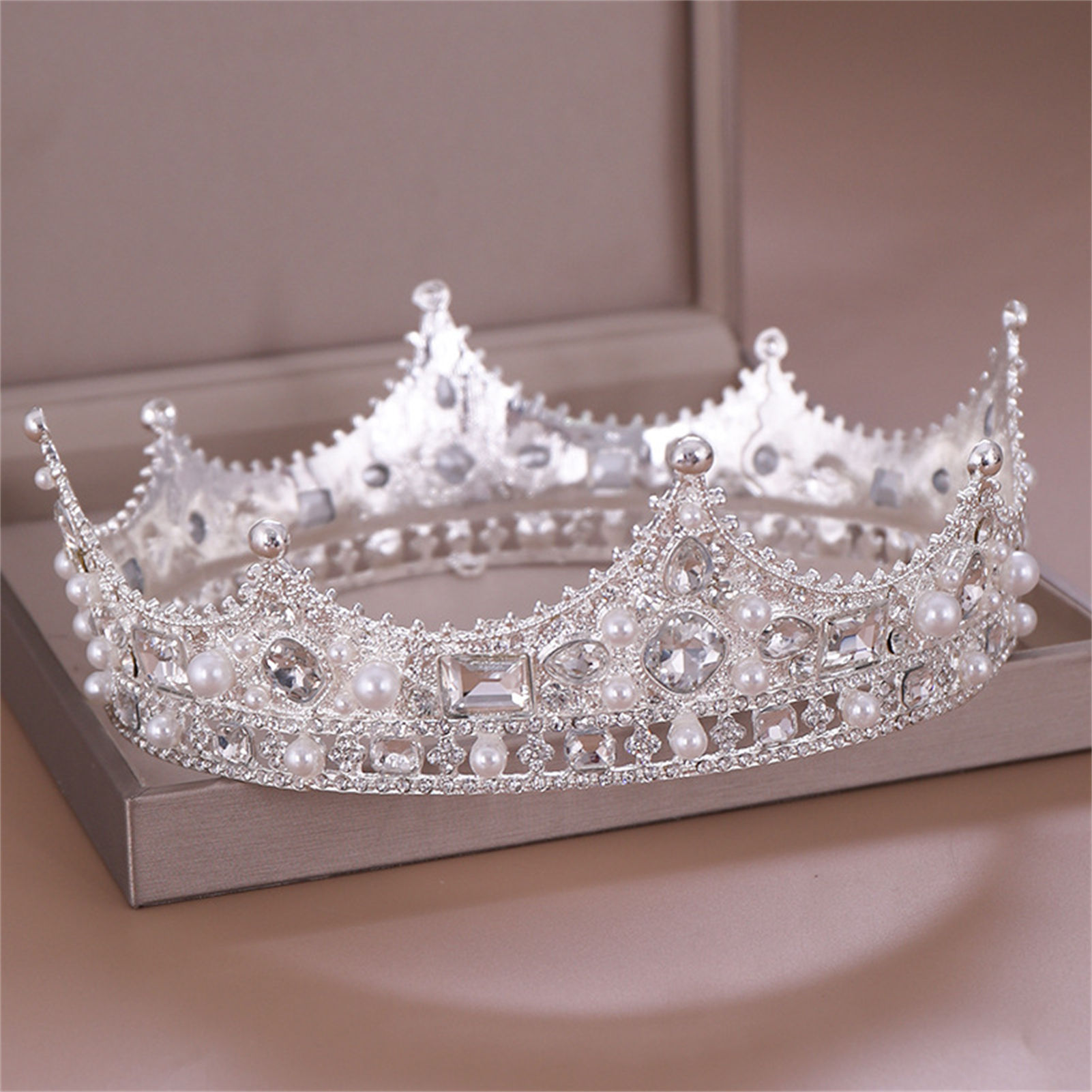 Alloy Crown Tiara Retro Bridal - огляд і ціна Women Accessories For Wedding